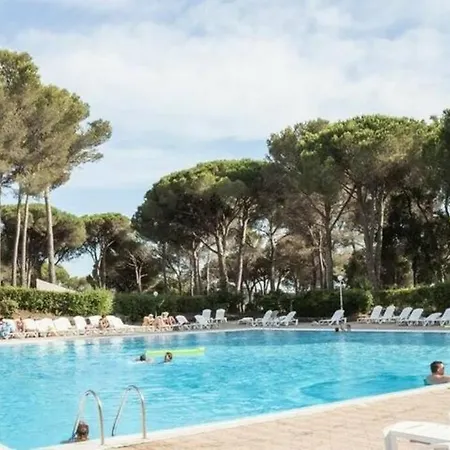 De 3 Pieces En Avec Piscine 아파트 Saint-Raphaël